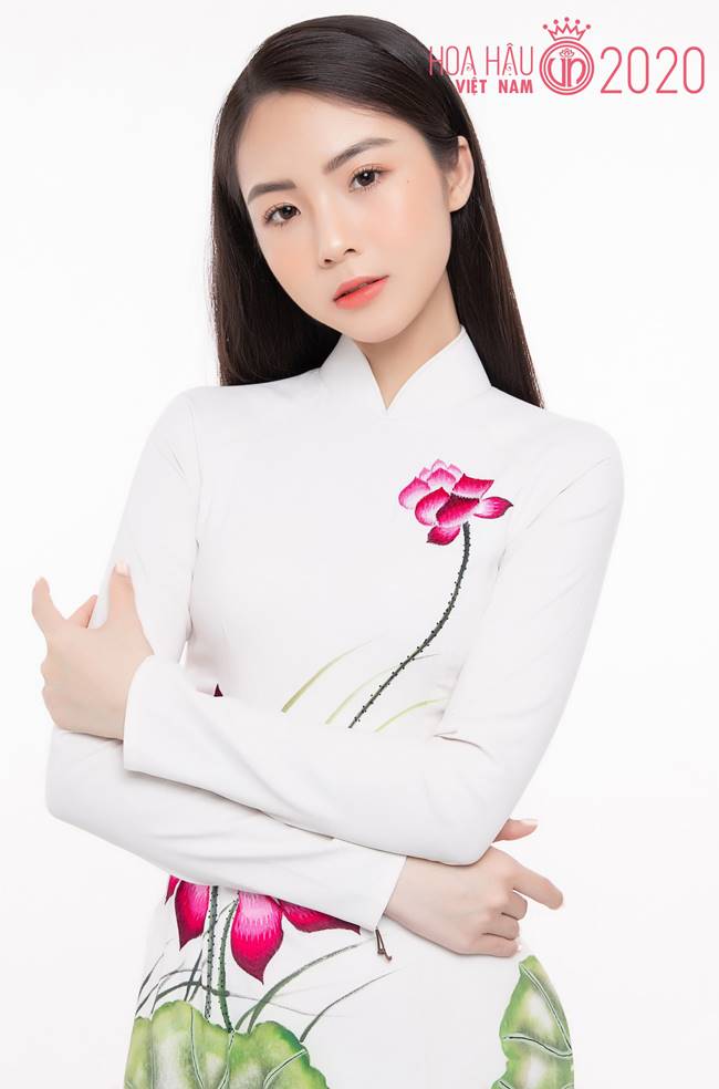 Lâm Hà Thủy Tiên là một trong những thí sinh trẻ tuổi nhất dự thi Hoa hậu Việt Nam 2020. 
