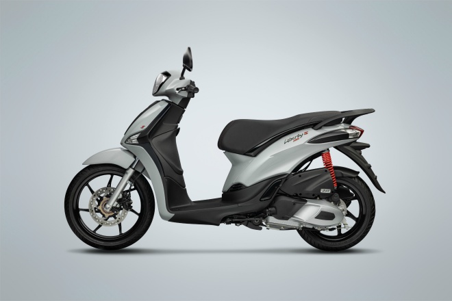 Piaggio tung tân binh Liberty S-Black Series, giá 58,5 triệu đồng - 9