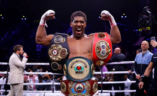 5. Anthony Joshua, các võ sĩ 1 năm chỉ thi đấu vài trận nên dĩ nhiên xếp hạng rất cao nếu tính theo phút kiếm tiền, "Quyền vương" boxing Anh có 637.000 USD/phút