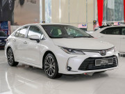 Tin tức ô tô - Đại lý &quot;dọn kho&quot; Toyota Corolla Altis, giảm giá tới 172 triệu đồng