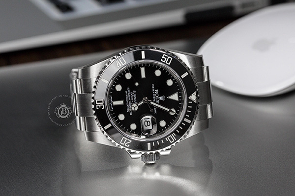 Những mẫu đồng hồ có tính năng chống nước tốt nhất tại Boss Luxury - 1