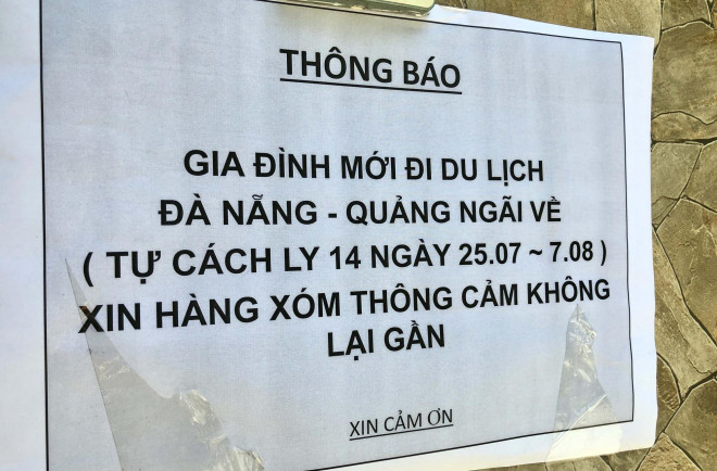 Thông báo của 2 gia đình. Ảnh: T.Trực