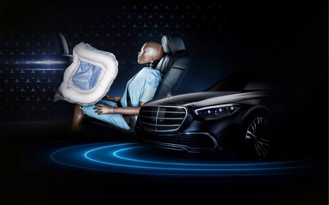 Mercedes-Benz S-Class 2021 nâng cấp siêu an toàn cho hàng ghế sau - 1