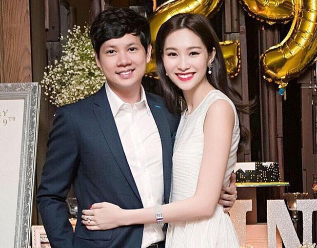 Nam doanh nhân Nguyễn Trung Tín kết hôn với hoa hậu Việt Nam 2012 Đặng Thu Thảo. 
