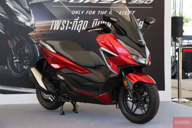 Honda Forza 350 hoàn toàn mới.