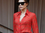 Thời trang - Victoria Beckham tự tin &quot;thả rông&quot; với sơ mi không hề phản cảm