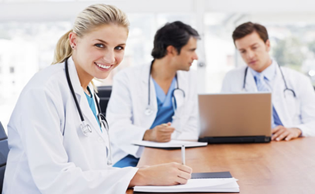 Đan Mạch là một trong số ít quốc gia mà lương bác sĩ đa khoa cao hơn bác sĩ chuyên khoa.
