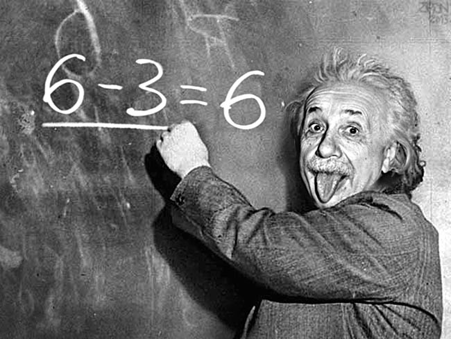 Mẹ của Einstein lại tự hào và tin tưởng sự khác biệt của con trai mình sẽ làm nên những chuyện lớn lao trong tương lai.