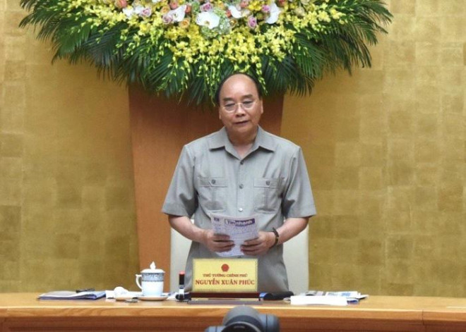 Thủ tướng Nguyễn Xuân Phúc kết luận cuộc họp của Thường trực Chính phủ với các địa phương về chống Covid-19 (ảnh VGP).