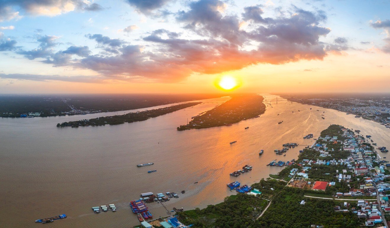 Hoàng hôn trên sông Mekong ở Việt Nam. Ảnh: SCMP.