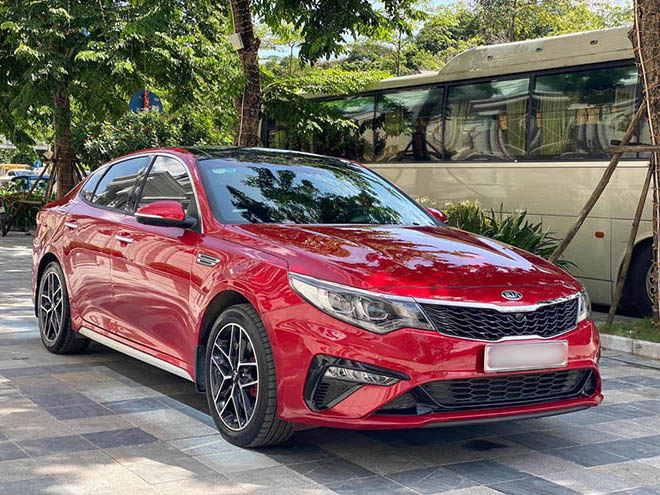 Kia Optima 2.4 GT Line &#34;đi lướt&#34; bán lại rẻ hơn 200 triệu - 2