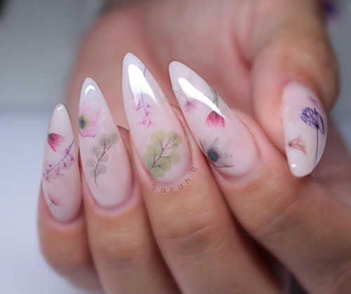 “Độc lạ” với 6 kiểu nail cho mùa thu 2020 - 13