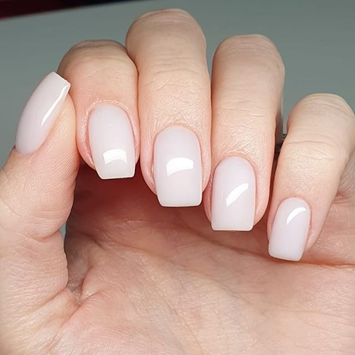 “Độc lạ” với 6 kiểu nail cho mùa thu 2020 - 14