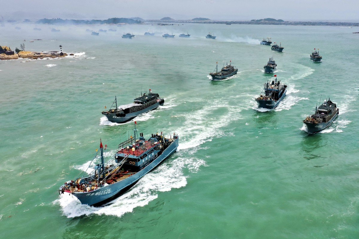 Trung Quốc sở hữu đội tàu đánh bắt thủy hải sản đông đảo nhất thế giới.