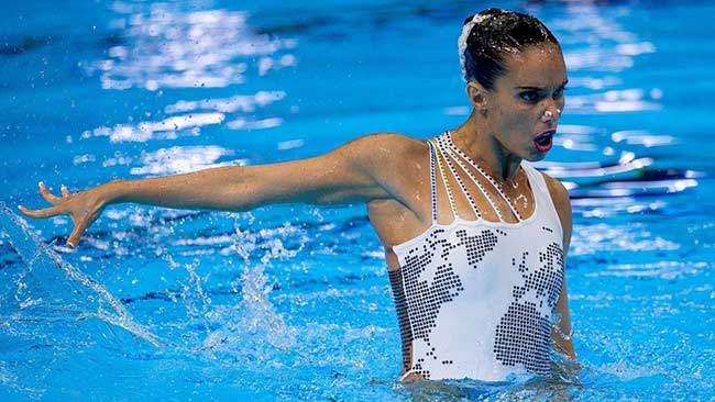 Cô đã giành chức vô địch Thế giới & châu Âu ở các nội dung bơi nghệ thuật, và chỉ thiếu duy nhất HCV Olympic trong bộ sưu tập.
