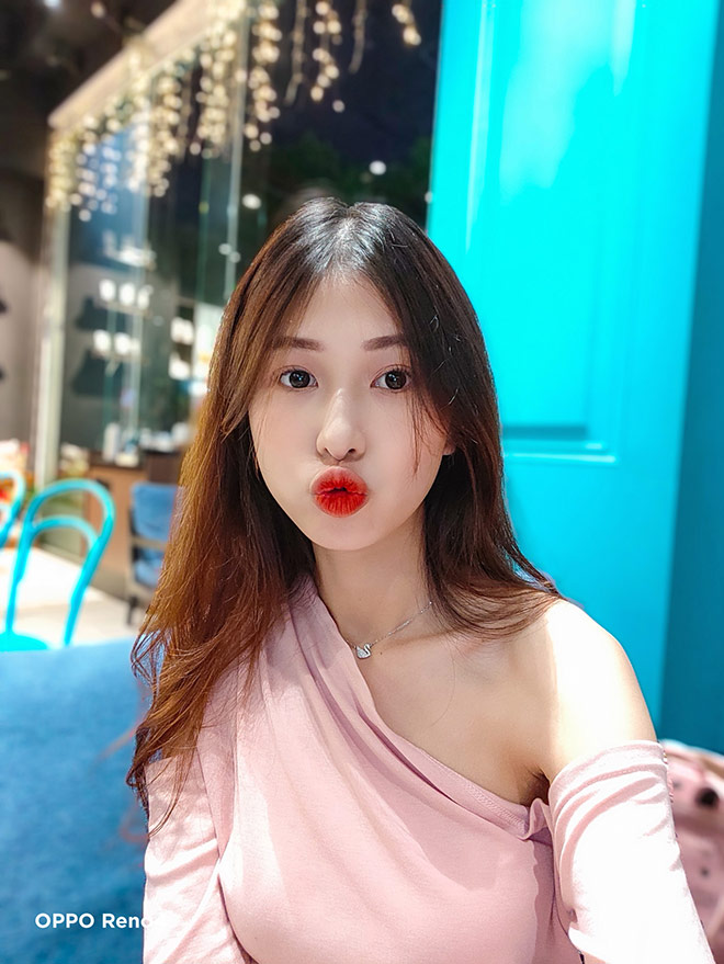 Bức ảnh selfie bokeh lung linh lựu chuẩn máy ảnh là đây