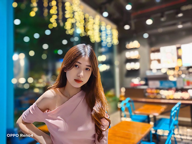 Cụm camera AI 48MP + 8MP + 2MP + 2MP kết hợp thuật toán xử lý trên OPPO Reno4 thực sự khiến bất kỳ tín đồ chụp ảnh nào cũng cảm thấy kích thích trước tấm ảnh chân dung điệu nghệ như vầy