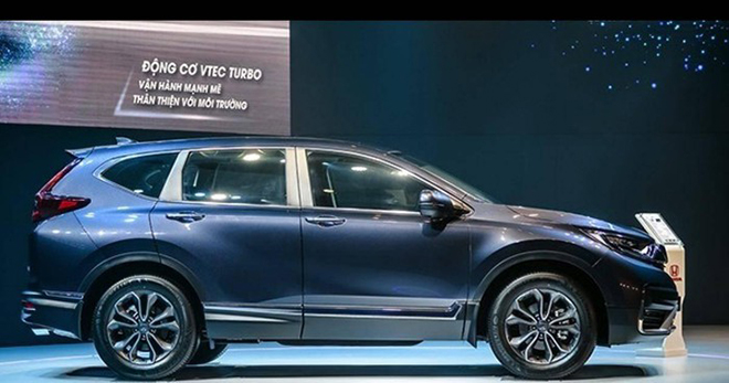 Cao hơn 69 triệu đồng, Honda CR-V bản full có gì hơn Mazda CX-5? - 1