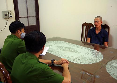 Đối tượng Đặng Thế Vinh tại Cơ quan điều tra.