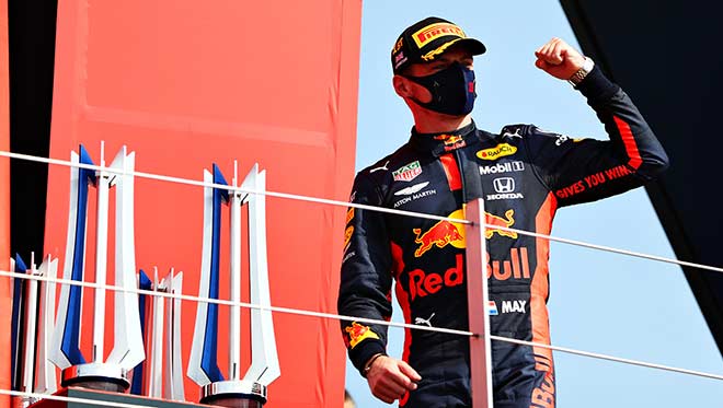 Chiến thắng đầu tiên trong năm 2020 xứng đáng cho Verstappen