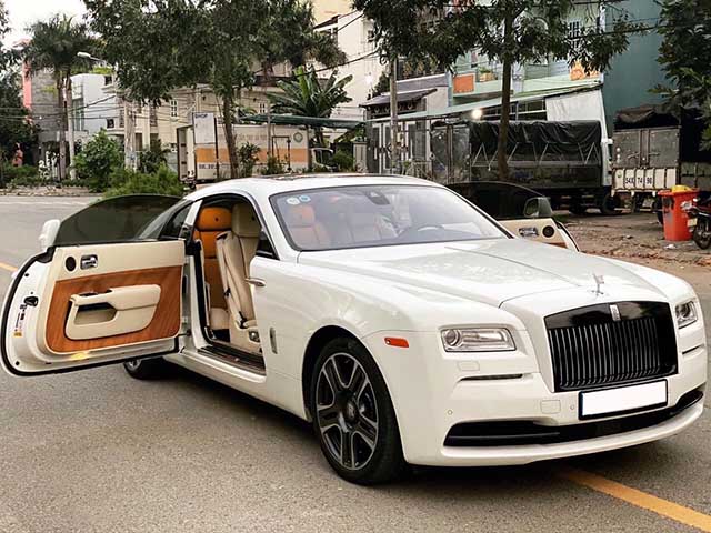 Rolls-Royce Wraith "chạy lướt" 33.000km rao bán bằng ⅓ giá mua mới
