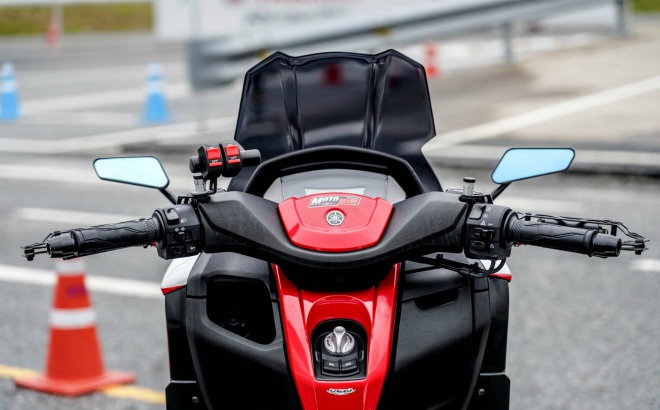 2020 Yamaha NMAX biến hóa thành xế thám hiểm mạnh như mãnh hổ - 12