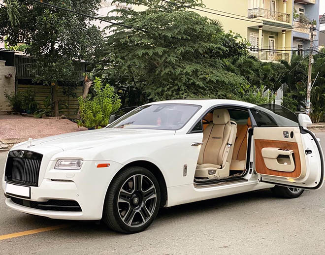 Rolls-Royce Wraith &#34;chạy lướt&#34; 33.000km rao bán bằng ⅓ giá mua mới - 4