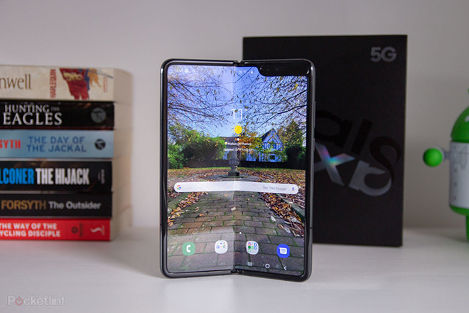 Galaxy Fold đầu tiên.