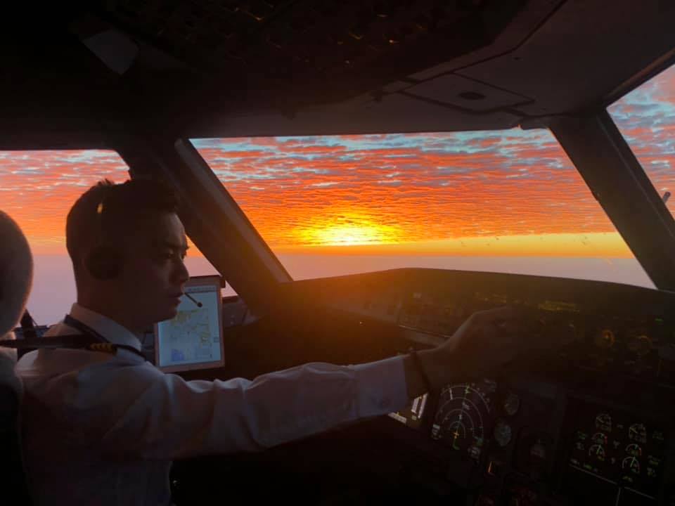 Phi công trẻ hủy hôn với giảng viên Âu Hà My sau tin đồn lộ clip "nhạy cảm" giờ ra sao? - 9