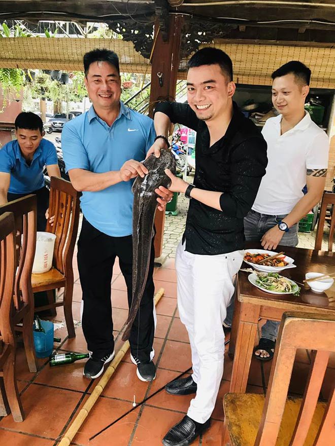 Phi công trẻ hủy hôn với giảng viên Âu Hà My sau tin đồn lộ clip "nhạy cảm" giờ ra sao? - 5