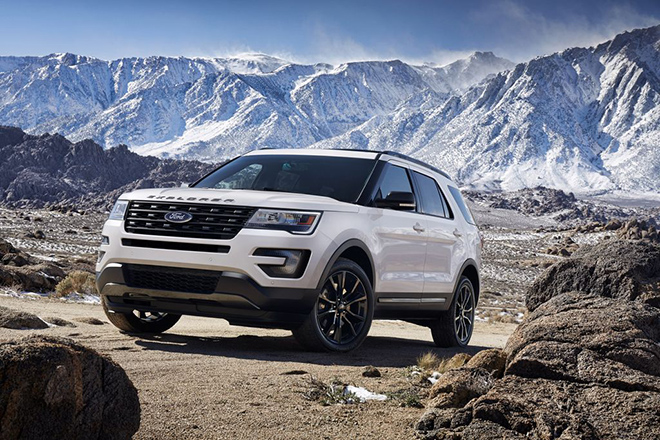 Ford Explorer 2021 thêm trang bị, hạ giá tất cả các phiên bản - 1