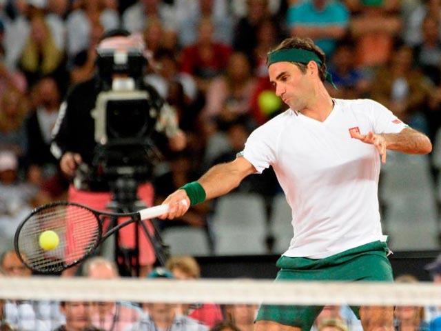 Federer sẽ tái xuất vào đầu năm sau