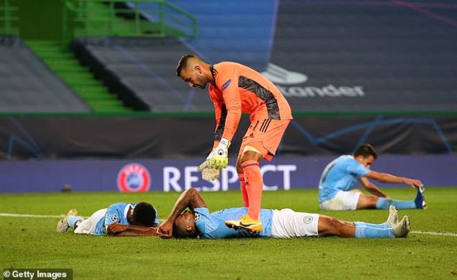 Man City đau đớn bị loại khỏi Champions League