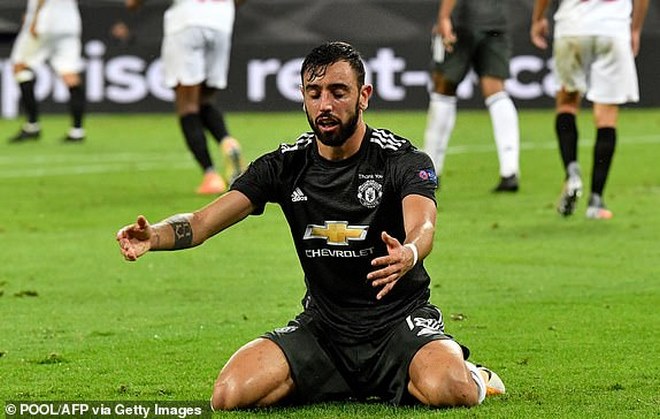 MU bị đối thủ ngược dòng và đành ngậm ngùi rời cuộc chơi tại Europa League