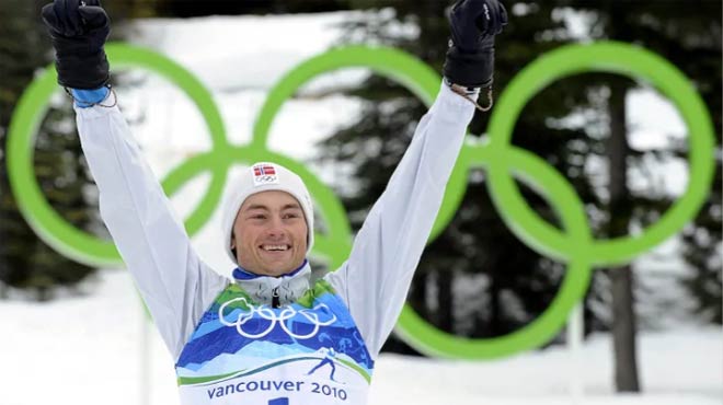 Huyền thoại trượt tuyết Petter Northug từng 13 lần vô địch thế giới và đoạt 2 HCV Olympic vừa bị bắt giữ