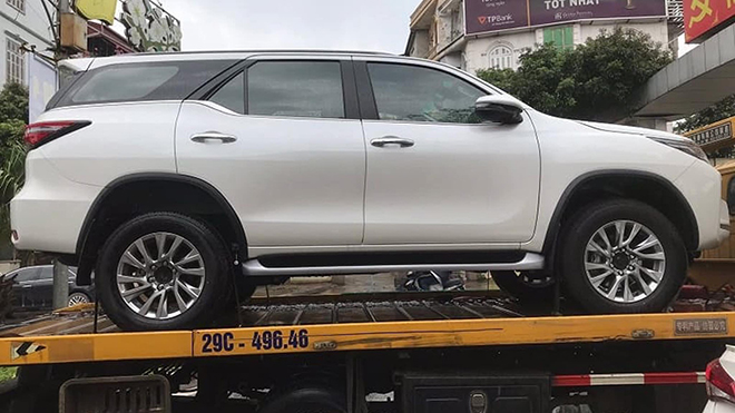 Toyota Fortuner 2021 sắp bán tại Việt Nam lộ thông số kỹ thuật - 6