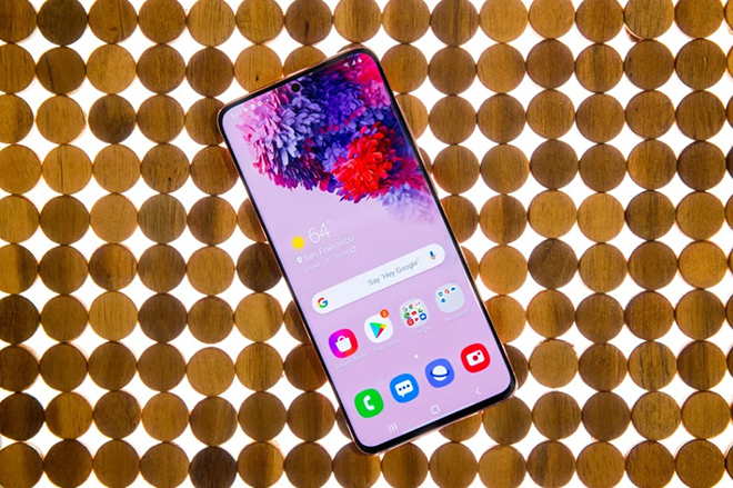Sau nửa năm, có nên mua Galaxy S20 hay không? - 2
