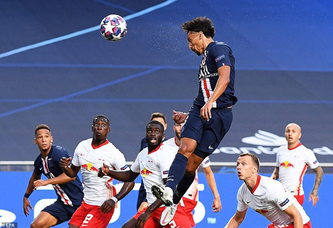 Pha không chiến thành bàn của Marquinhos giúp PSG mở tỷ số từ khá sớm trong đại thắng RB Leipzig