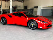 Thị trường - Tiêu dùng - Sau 9 tháng nằm cảng tại Hải Phòng, siêu xe Ferrari được đấu giá &quot;rẻ bèo&quot;