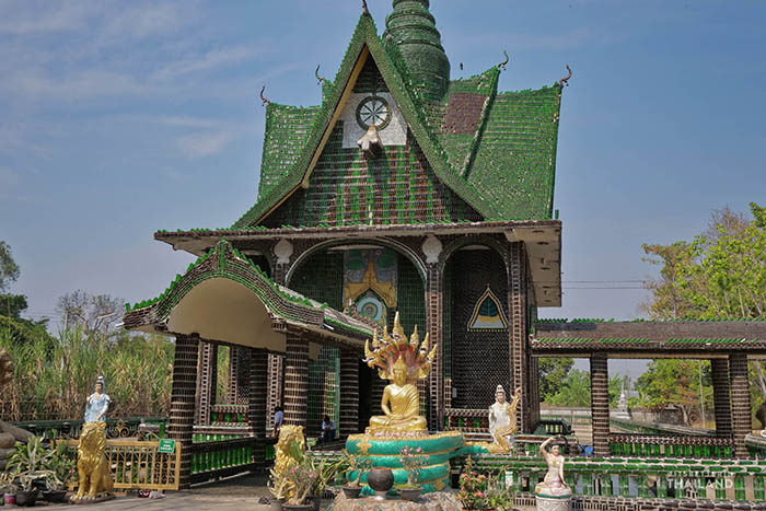 Chùa Wat Lan Khuad rất nổi tiếng ở Sisaket, Thái Lan.