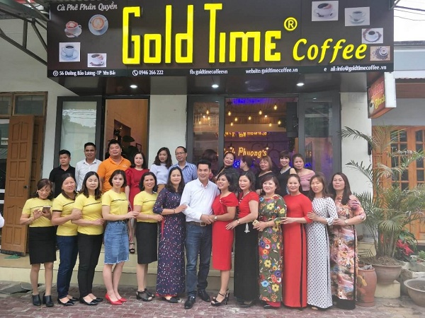 Tập đoàn Gold Time​ đã phát triển mạng lưới 400 nghìn thành viên, vươn “vòi” về tới nhiều&nbsp;làng quê xa xôi