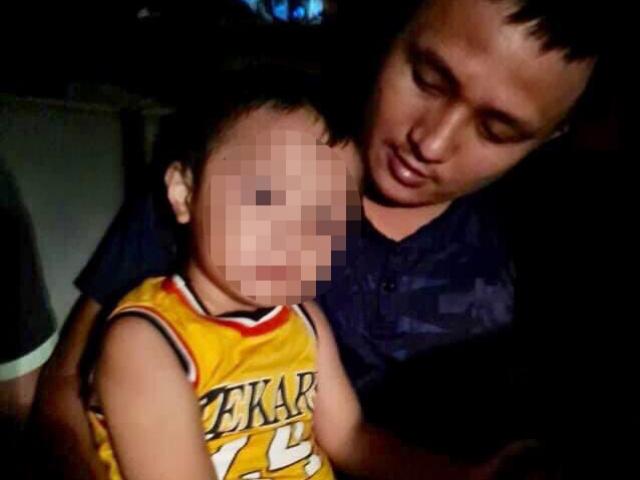 NÓNG: Đã tìm thấy bé trai hơn 2 tuổi mất tích trong công viên ở Bắc Ninh
