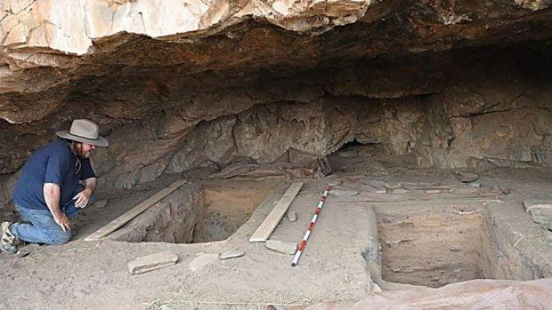 Đi tiểu, bất ngờ phát hiện di tích cổ của loài người 49.000 năm trước - 3
