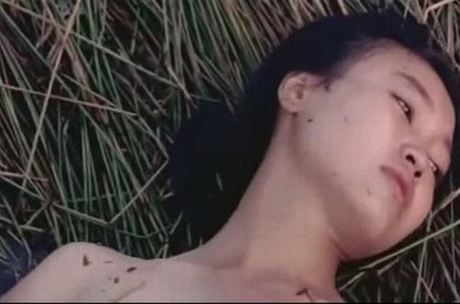 Trong phim, Lan Ngọc đóng vai Nương, con gái Út Võ với hình tượng gái quê. Không chỉ được đánh giá cao về diễn xuất, nữ diễn viên còn để lại ấn tượng với phân cảnh khỏa thân 100%, gào thét đau khổ khi bị cưỡng bức.
