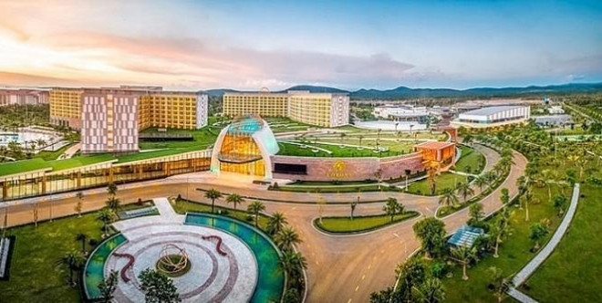 Casino Corona thuộc Công ty cổ phần Đầu tư và Phát triển du lịch Phú Quốc là dự án casino đầu tiên thí điểm cho người Việt tham gia.