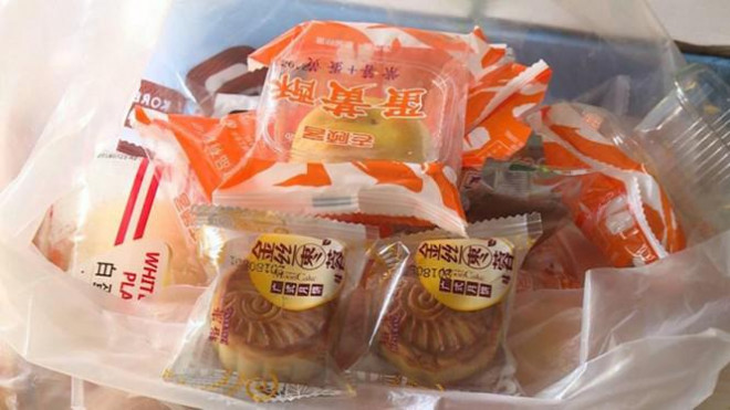 Bánh trung thu giá rẻ, chỉ từ 3.000-4.500 đồng/cái