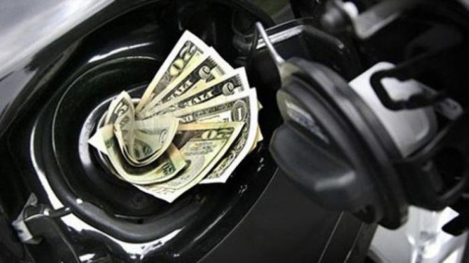 Sử dụng một chiếc ô tô tiêu hao nhiên liệu thấp, khách hàng có thể tiết kiệm tới cả chục triệu đồng mỗi năm