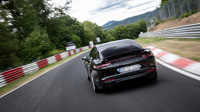 Porsche Panamera 2021 chính thức trình làng, giá từ 2,5 tỷ VND - 12