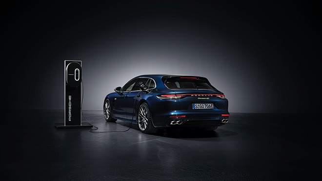 Porsche Panamera 2021 chính thức trình làng, giá từ 2,5 tỷ VND - 4