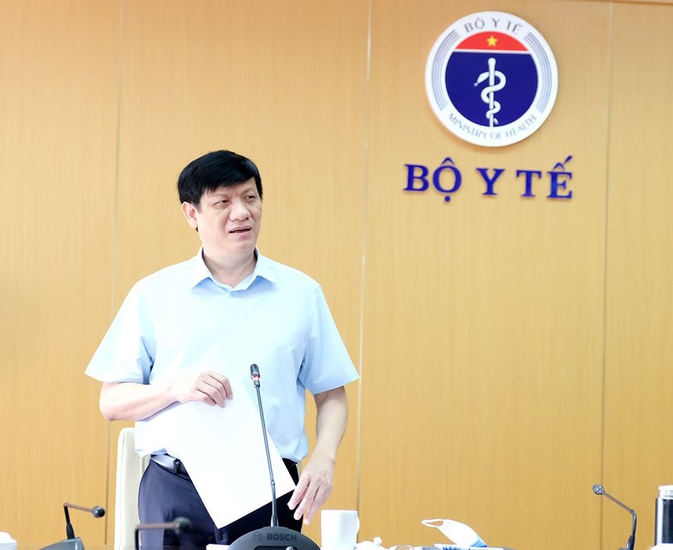GS.TS Nguyễn Thanh Long, Quyền Bộ trưởng Bộ Y tế.